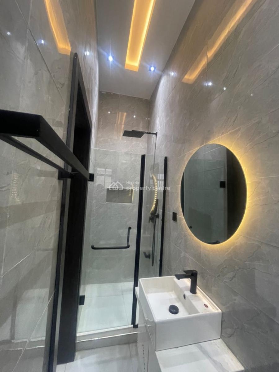 Luxury 2 Bedroom Apartment with Excellent Facility, Lekki Phase 1 Freedom Way, Lekki, Lagos, Flat / Apartment for Rent