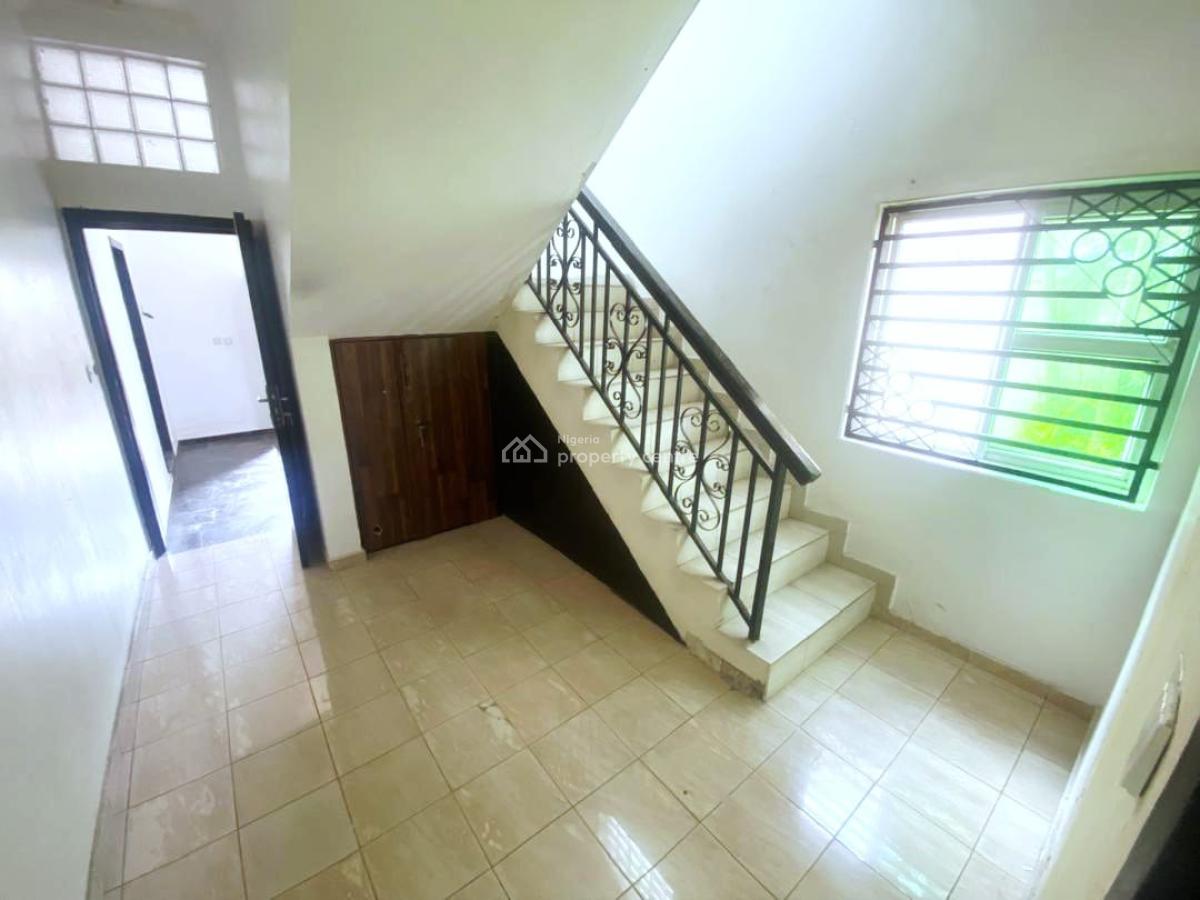 Massive 4 Bedroom Detached House with a 2 Room Bq, Lekki Phase 1, Lekki, Lagos, Detached Duplex for Rent