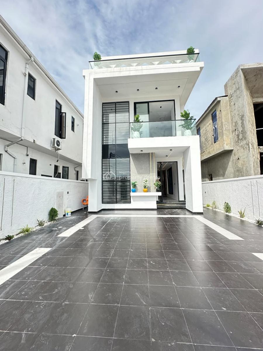 Outstanding Spacious 5 Bedroom Duplex, Ikota, Lekki, Lagos, Detached Duplex for Sale