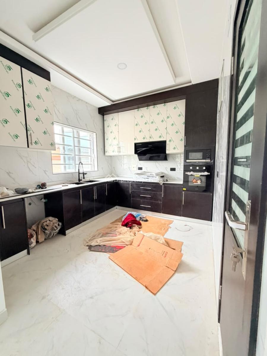 Exquisitely Built 3 Bedroom Apartment, Opebi, Ikeja, Lagos, Flat / Apartment for Sale