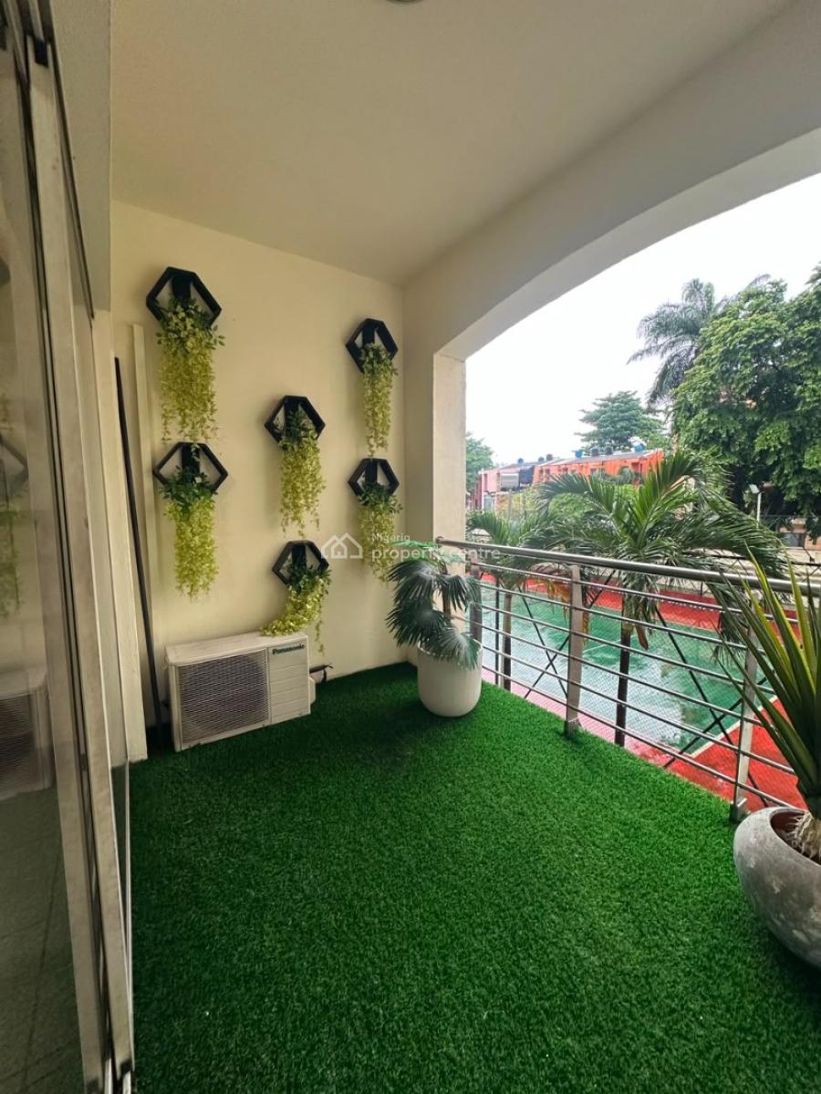 Spacious Well Maintained 4-bedroom Apartment on The First Floor, Ikoyi, Lagos, Flat / Apartment for Rent