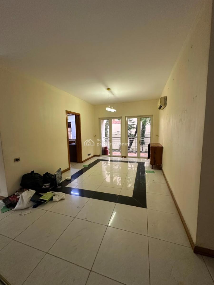 Spacious Well Maintained 4-bedroom Apartment on The First Floor, Ikoyi, Lagos, Flat / Apartment for Rent