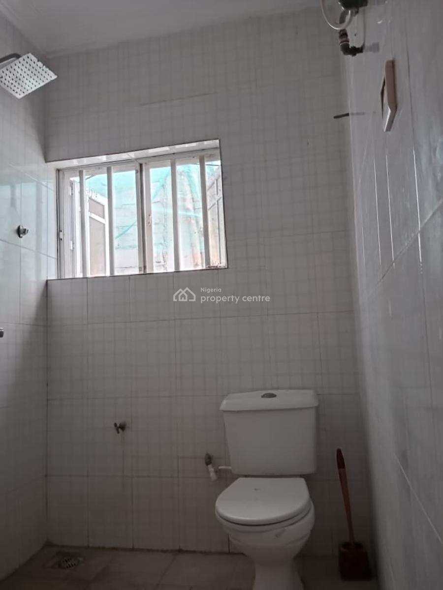 Self Compound 3 Bedroom Terrace in a Secured Estate, Ikate, Lekki, Lagos, Flat / Apartment for Rent