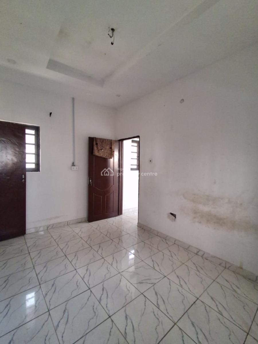 Clean and Sharp Miniflat ( Upstairs) Available, Badore, Ajah, Lagos, Mini Flat (room and Parlour) for Rent