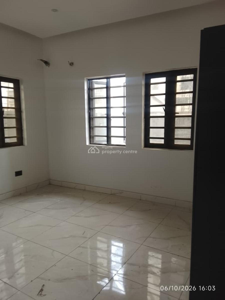Very Spacious  2 Bedroom Apartment, Abraham Adesanya, Ajah, Lagos, Flat / Apartment for Rent
