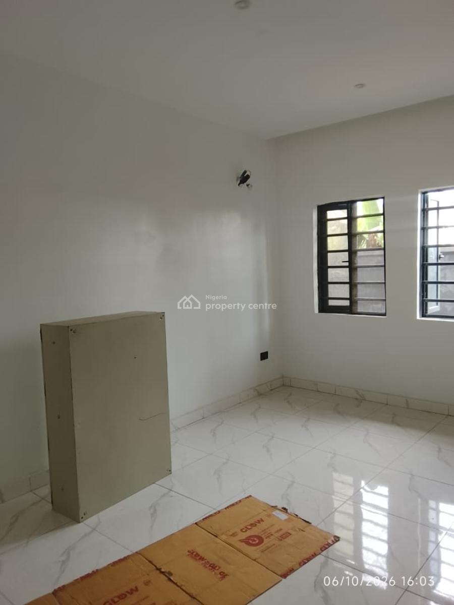 Very Spacious  2 Bedroom Apartment, Abraham Adesanya, Ajah, Lagos, Flat / Apartment for Rent