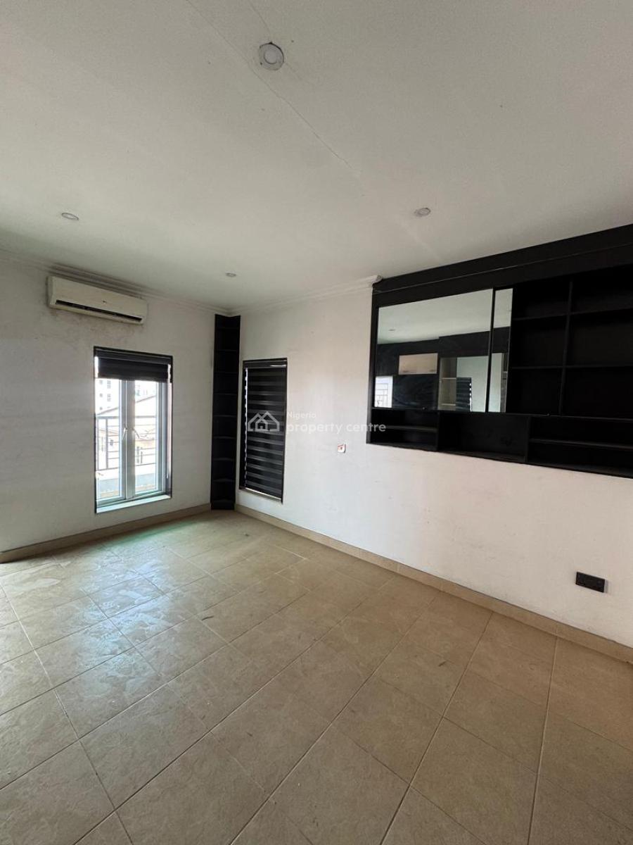 2-bedroom Penthouse in Lekki Phase 1, Lekki Phase 1, Lekki, Lagos, House for Sale