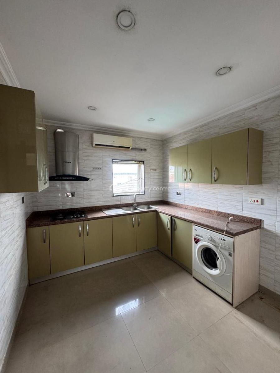 2-bedroom Penthouse, Lekki Phase 1, Lekki, Lagos, House for Sale