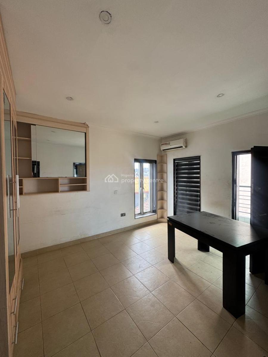 2-bedroom Penthouse, Lekki Phase 1, Lekki, Lagos, House for Sale