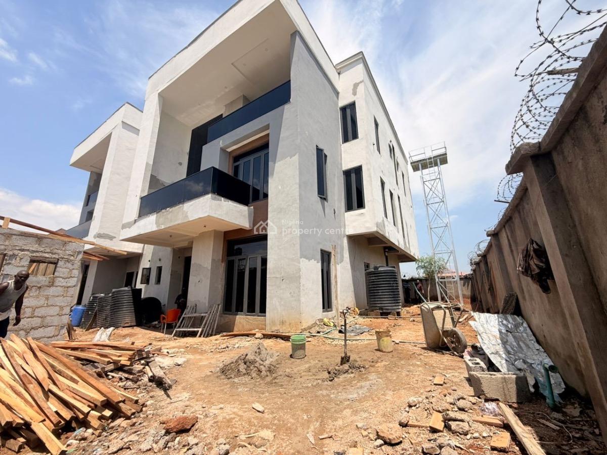 5 Bedroom Semi Detached with Bq, Gwarinpa, Abuja, Semi-detached Duplex for Sale