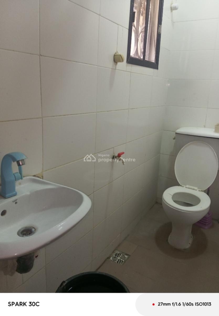 Room Self-contain Shared Apartment, Thomas Estate, Ajah, Lagos, Self Contain (single Rooms) for Rent