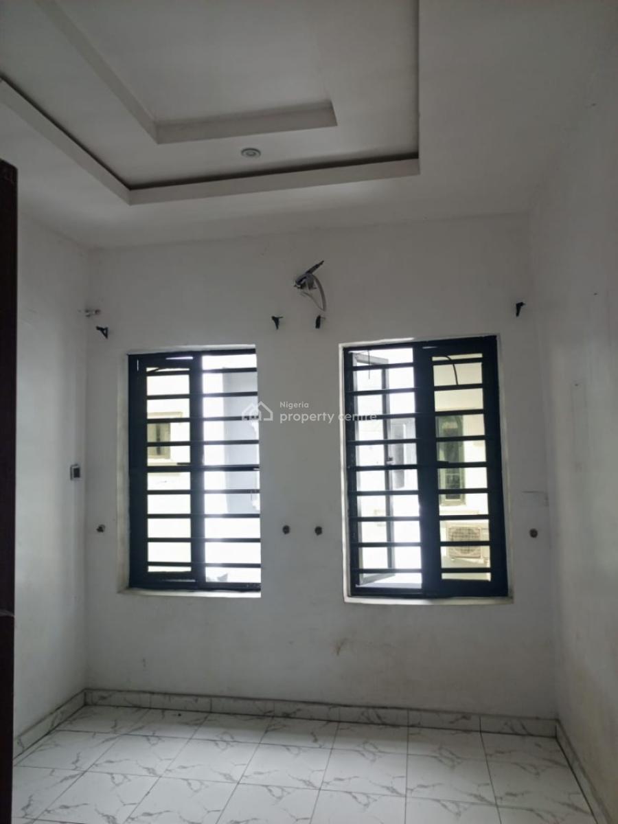 Spacious Three Bedroom Apartment (upstairs), Royal Palm Will Estate, Badore, Ajah, Lagos, Flat / Apartment for Rent
