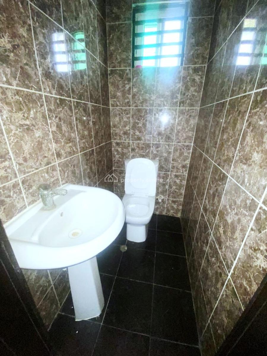 4-bedroom Detached House, Lekki Phase 1, Lekki, Lagos, Office Space for Rent