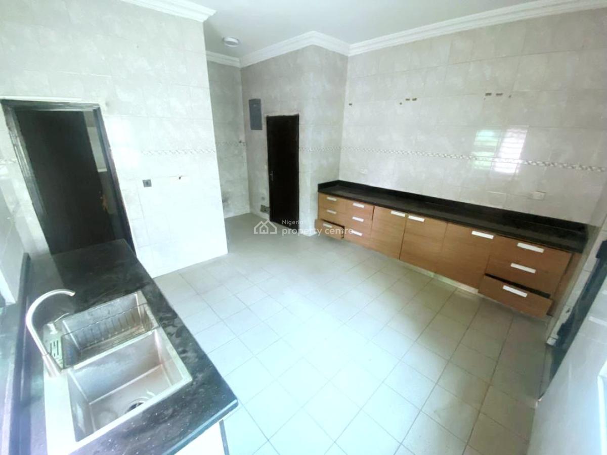 4-bedroom Detached House, Lekki Phase 1, Lekki, Lagos, Office Space for Rent