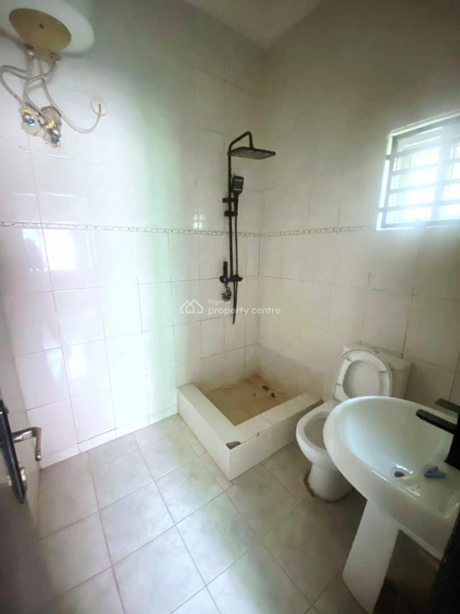 4-bedroom Detached House, Lekki Phase 1, Lekki, Lagos, Office Space for Rent