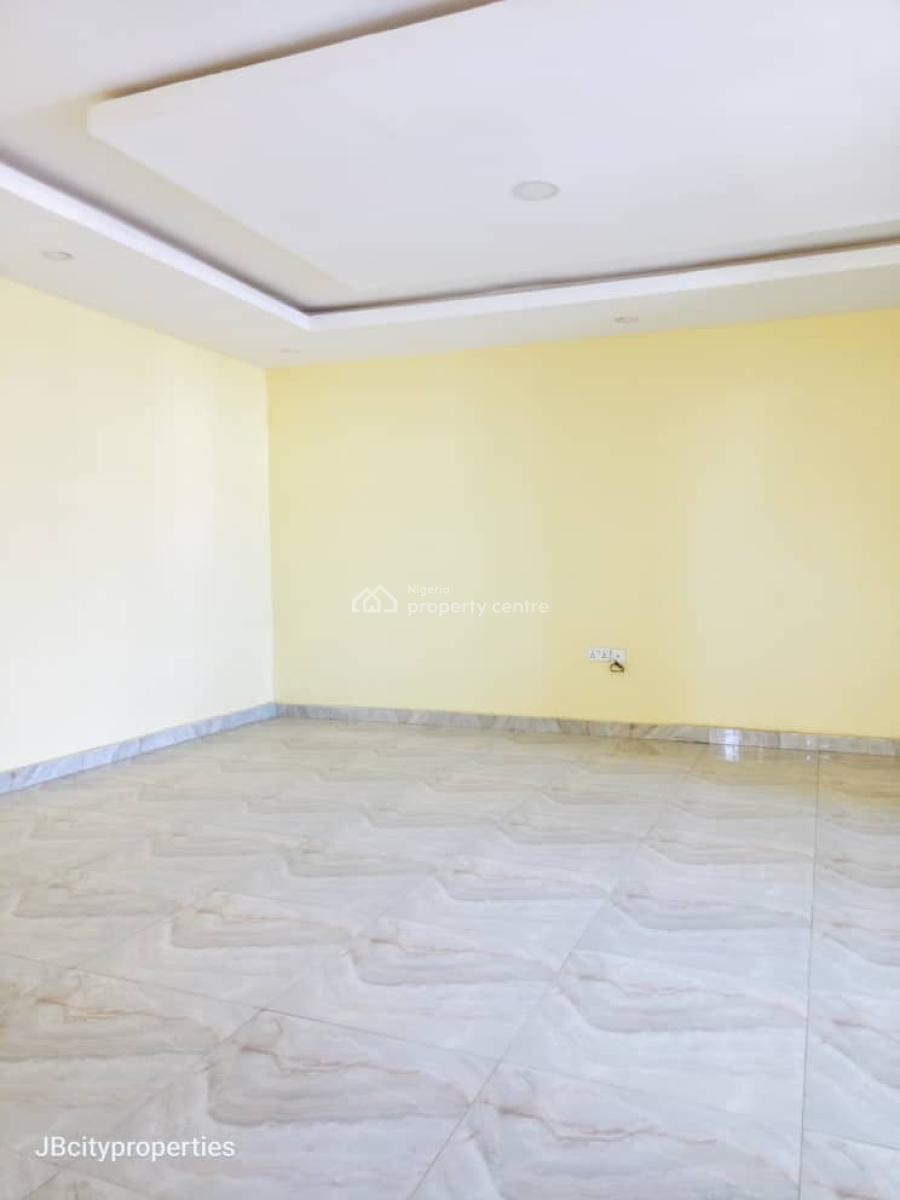 Luxury Big 2 Bedroom Apartment, Ogombo, Ogombo, Ajah, Lagos, Flat / Apartment for Rent
