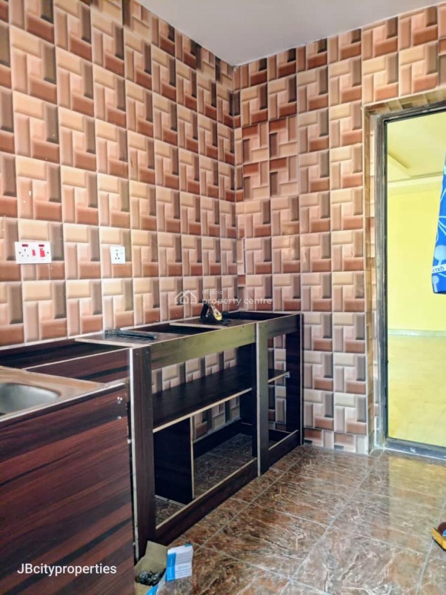 Luxury Big 2 Bedroom Apartment, Ogombo, Ogombo, Ajah, Lagos, Flat / Apartment for Rent