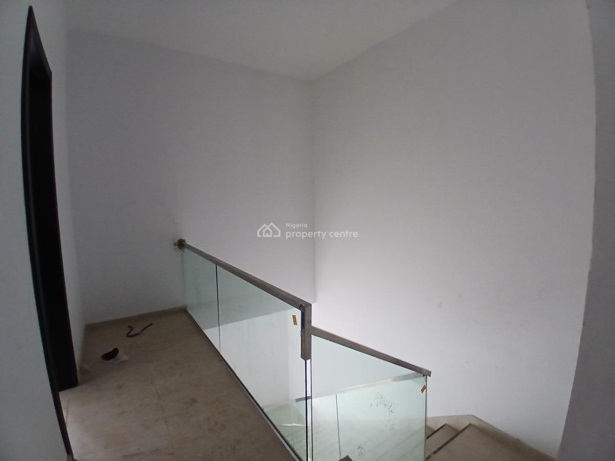 Luxury 3 Bedroom Apartment with Bq, Lekki, Lekki Phase 1, Lekki, Lagos, Flat / Apartment for Sale