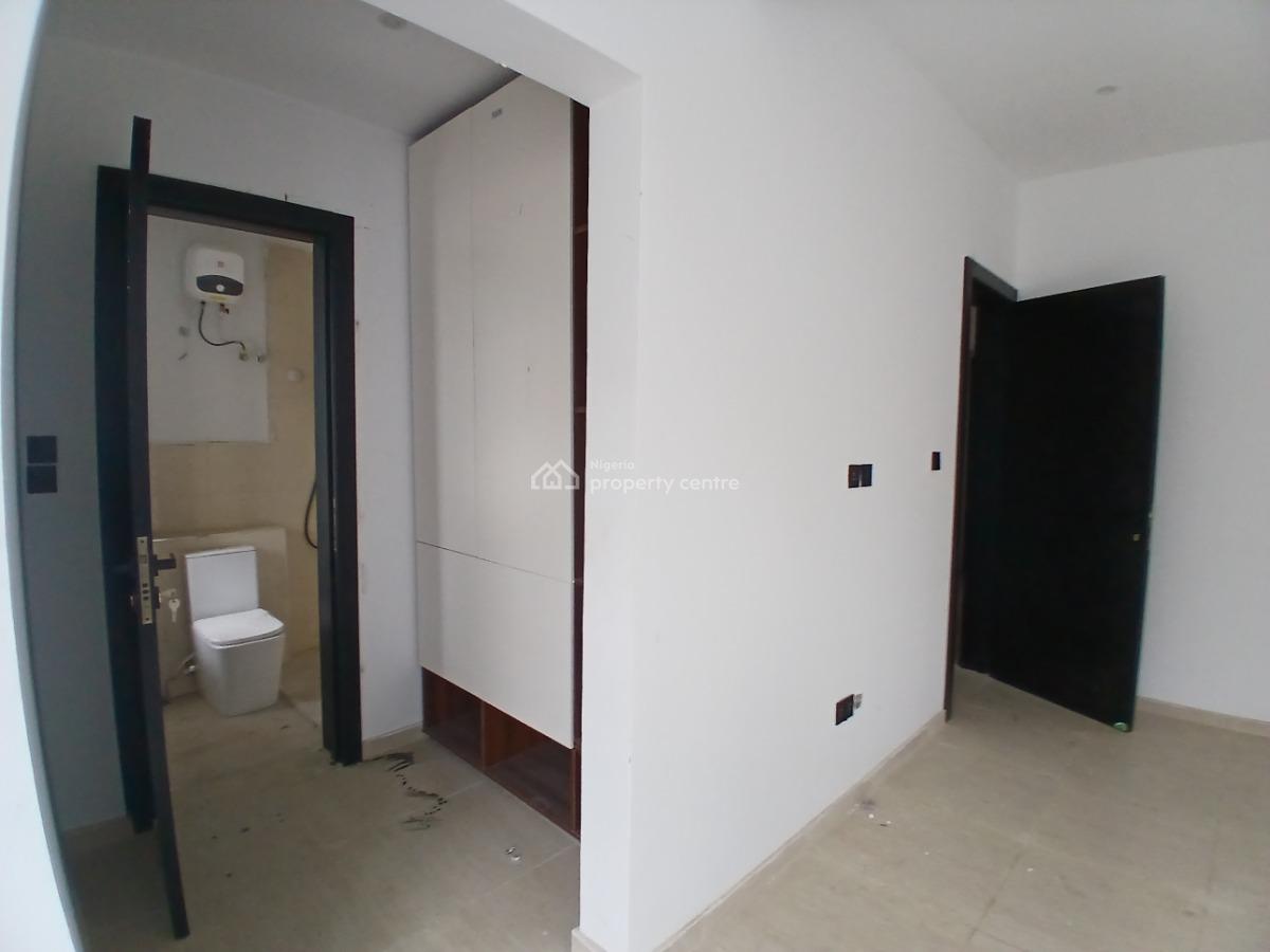 Luxury 3 Bedroom Apartment with Bq, Lekki, Lekki Phase 1, Lekki, Lagos, Flat / Apartment for Sale