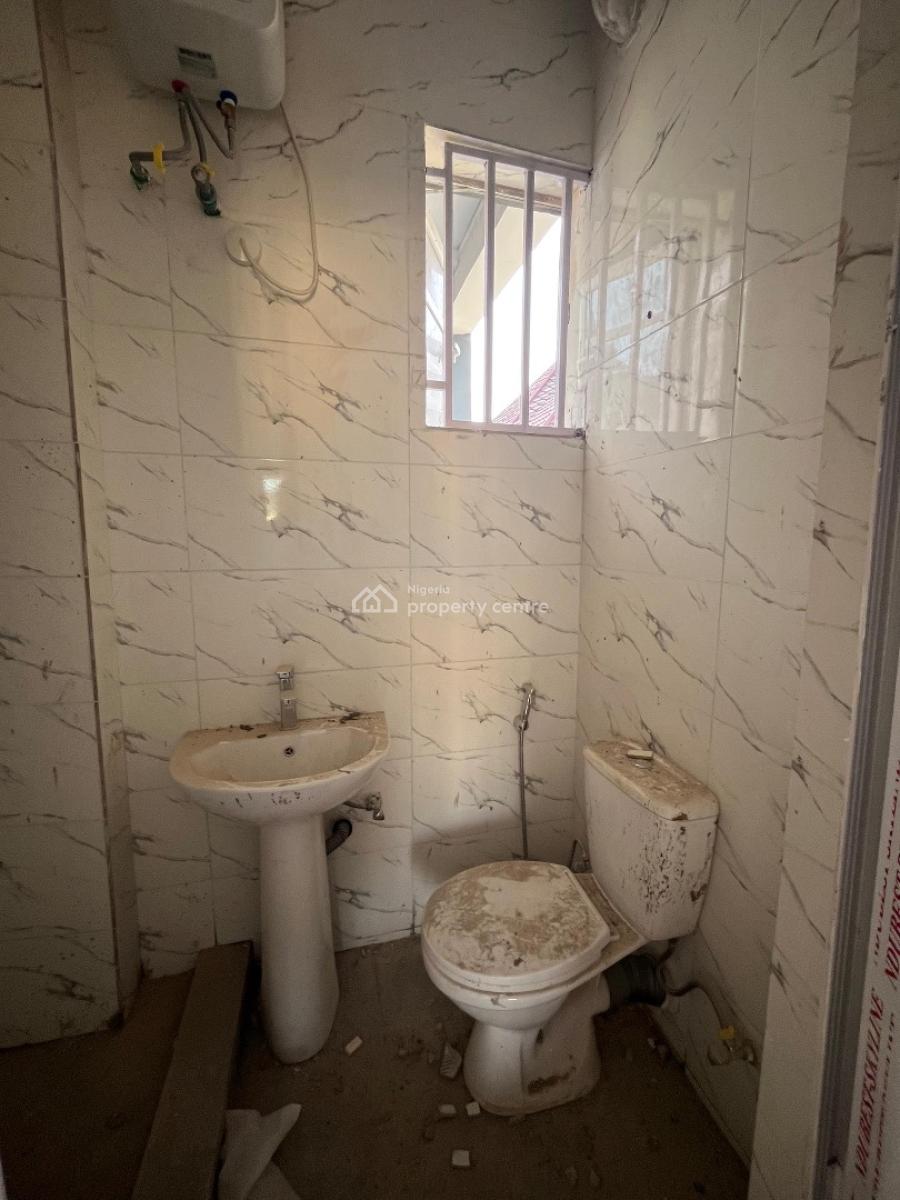 Newly Built 2 Bedroom Apartment, Secured Estate, Agungi, Lekki, Lagos, Flat / Apartment for Rent