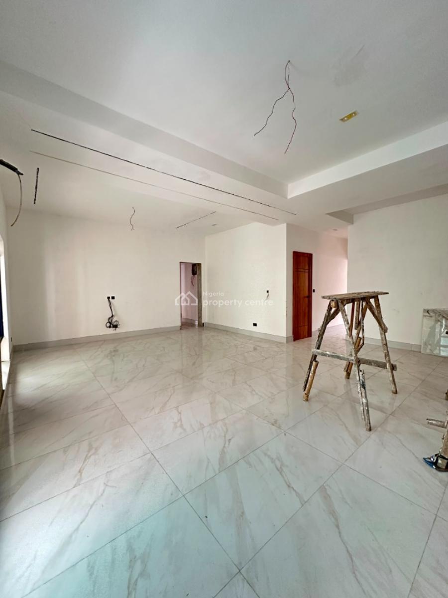 Uniquely-built Spacious Luxury 3 Bedroom Penthouse, Lekki Phase 1, Lekki, Lagos, Flat / Apartment for Sale