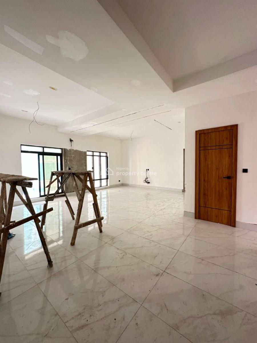 Uniquely-built Spacious Luxury 3 Bedroom Penthouse, Lekki Phase 1, Lekki, Lagos, Flat / Apartment for Sale
