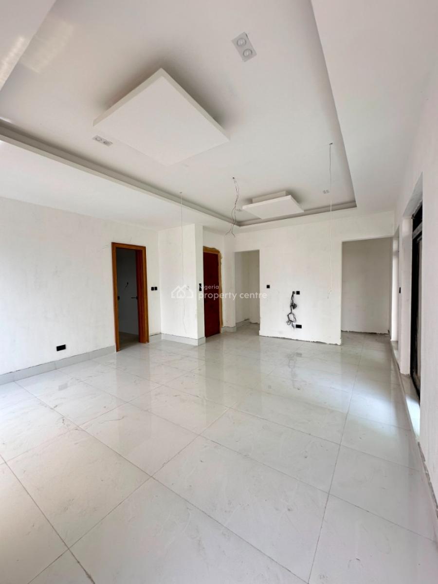 Uniquely-built Spacious Luxury 3 Bedroom Penthouse, Lekki Phase 1, Lekki, Lagos, Flat / Apartment for Sale