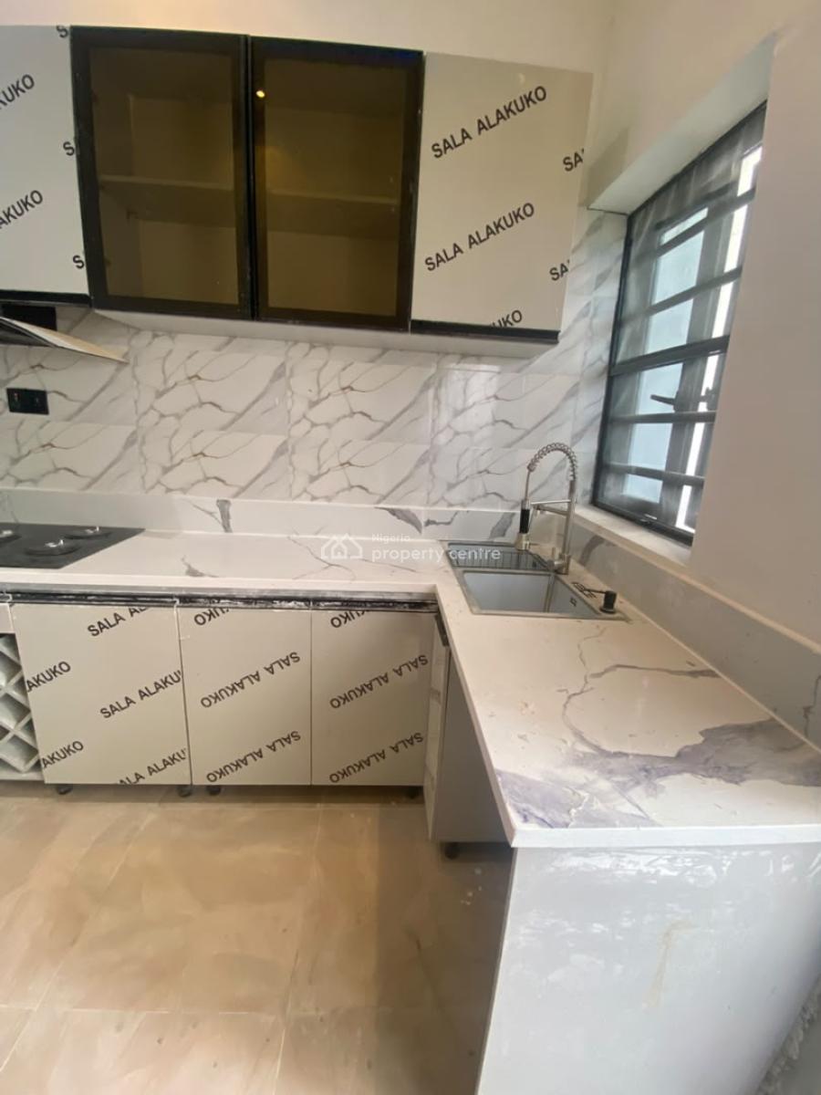 2 Bedroom Apartment with Swimming Pool &gym, Lekki, Ajah, Lagos, Flat / Apartment for Sale
