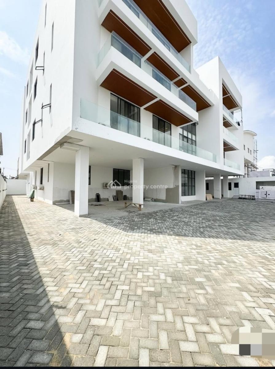 2 Bedroom Apartment with Pool and Gym, Lekki Phase 1, Lekki, Lagos, Block of Flats for Sale