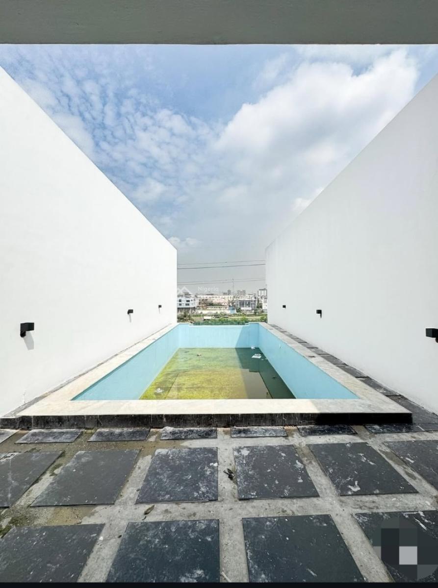 2 Bedroom Apartment with Pool and Gym, Lekki Phase 1, Lekki, Lagos, Block of Flats for Sale