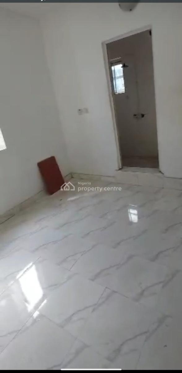 Mini Flat / Apartment, Oyadiran Estate, Sabo, Yaba, Lagos, Mini Flat (room and Parlour) for Rent