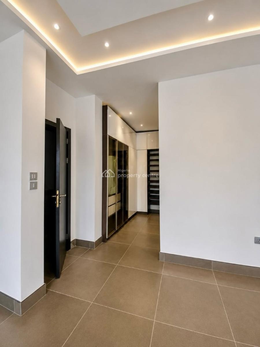 Newly  Built  5 Bedrooms Terrace with 2 Rooms Bq, Parkview, Ikoyi, Lagos, Terraced Duplex for Sale