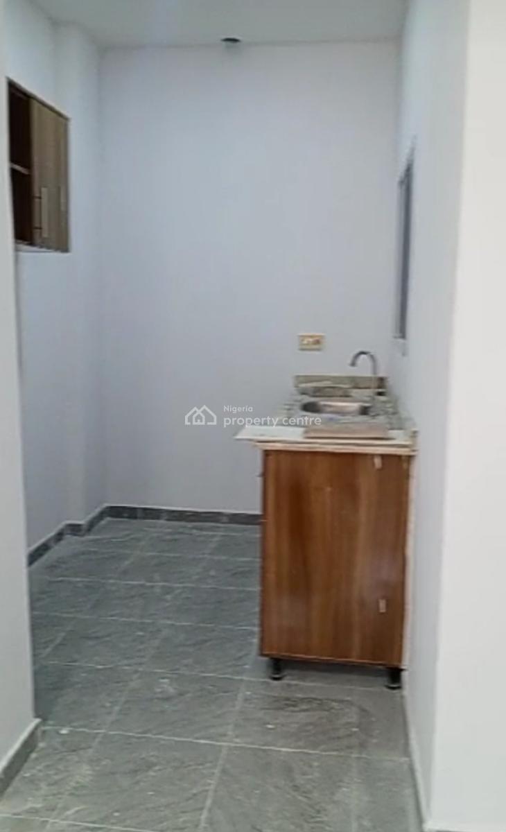 Modern and Clean Miniflat at Badore{ Video}, Sunny Villa Estate, Badore, Ajah, Lagos, Mini Flat (room and Parlour) for Rent