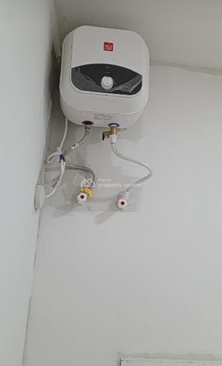 Modern and Clean Miniflat at Badore{ Video}, Sunny Villa Estate, Badore, Ajah, Lagos, Mini Flat (room and Parlour) for Rent