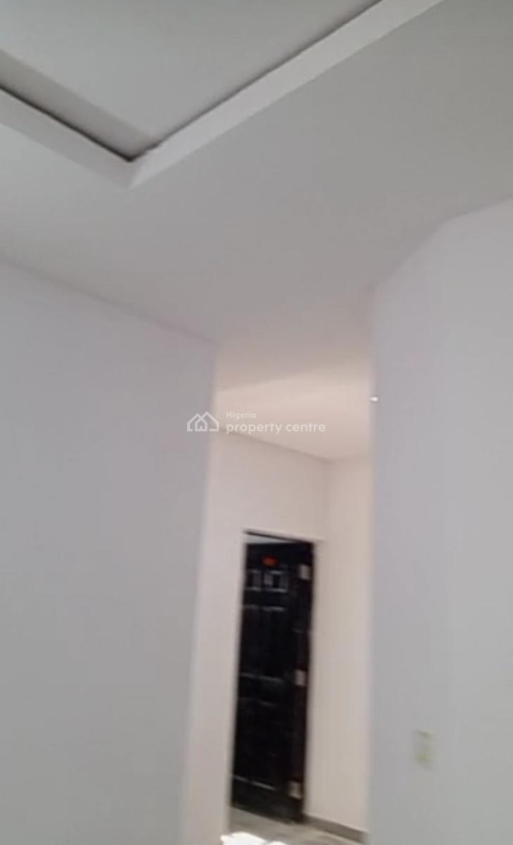 Modern and Clean Miniflat at Badore{ Video}, Sunny Villa Estate, Badore, Ajah, Lagos, Mini Flat (room and Parlour) for Rent