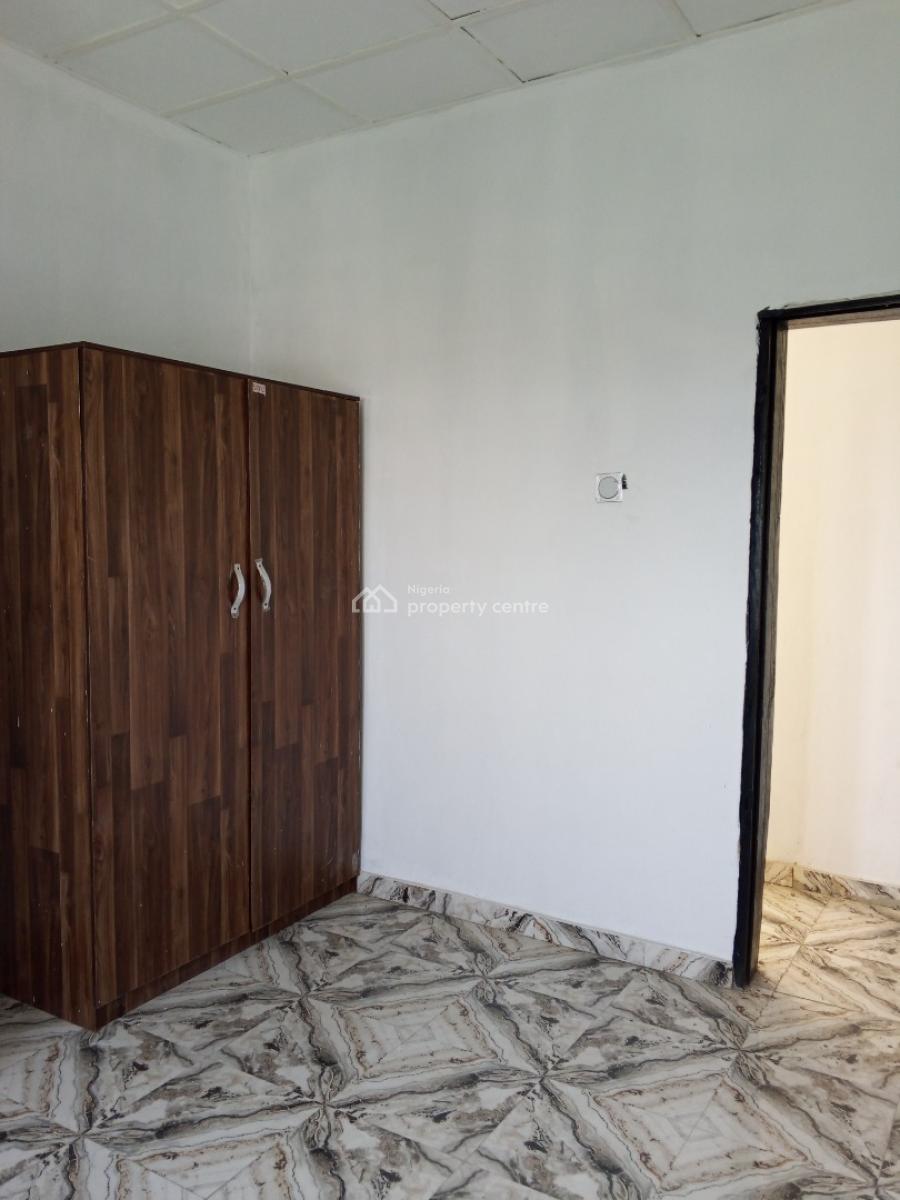 2 Bedrooms, New Built, Owode Area of Owode Onirin, Irawo, Kosofe, Lagos, Flat / Apartment for Rent