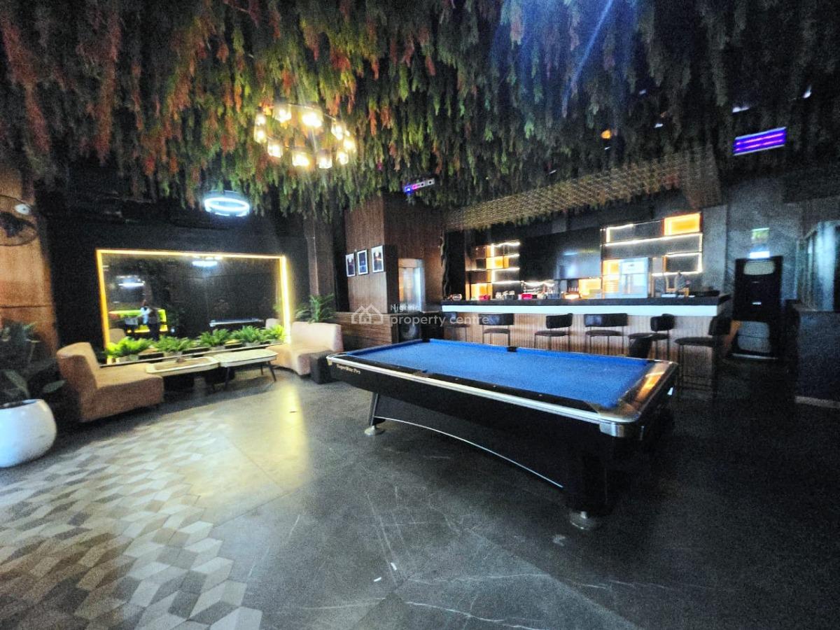 Commercial 7 Bedroom Property, Victoria Island (vi), Lagos, Restaurant / Bar for Rent