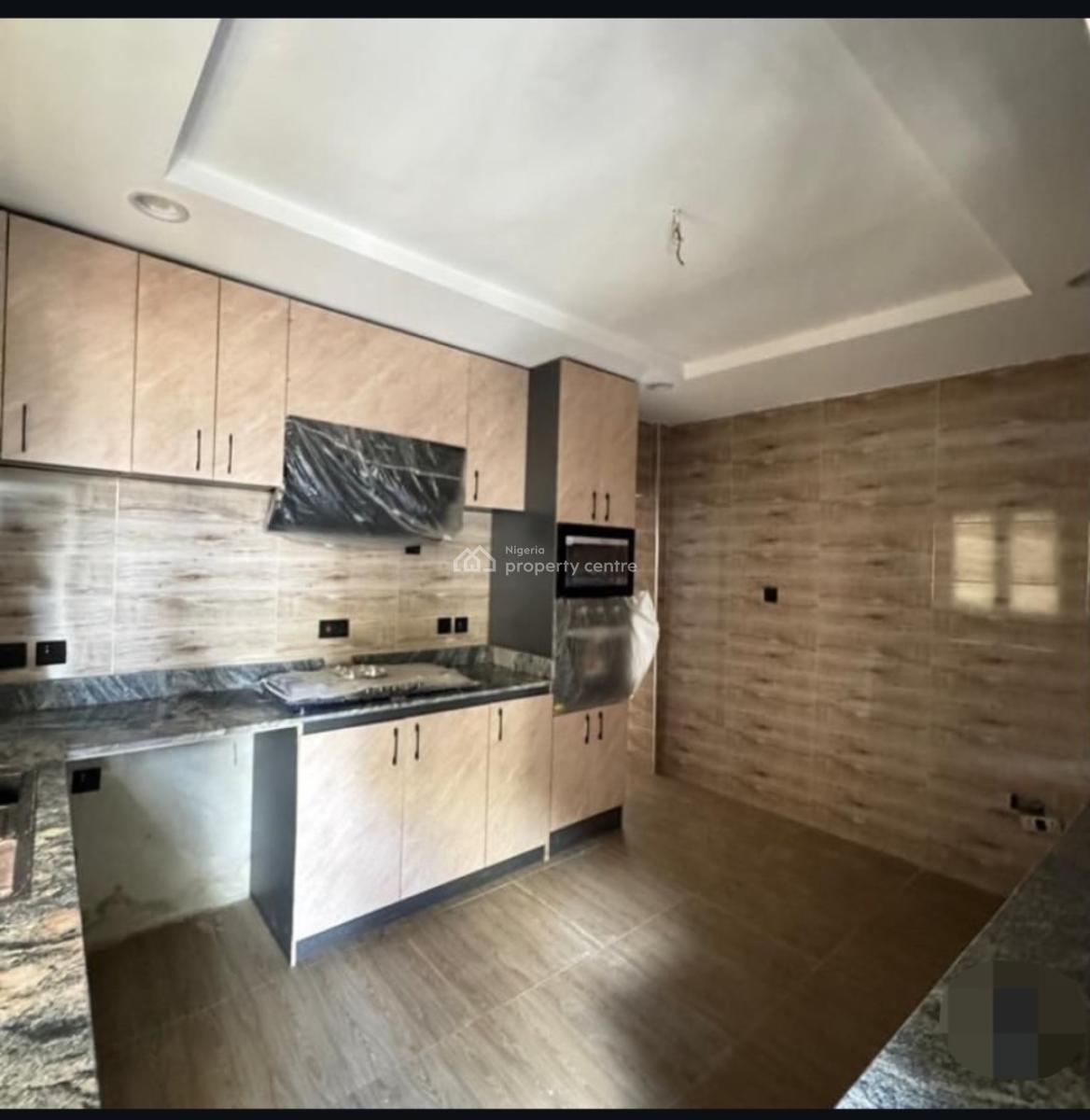 Luxuriously Built 3 Bedroom Apartment, Yaba, Lagos, Block of Flats for Sale