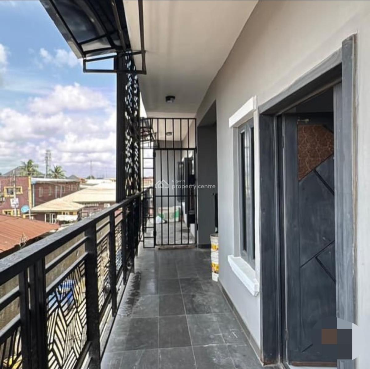 Luxuriously Built 3 Bedroom Apartment, Yaba, Lagos, Block of Flats for Sale