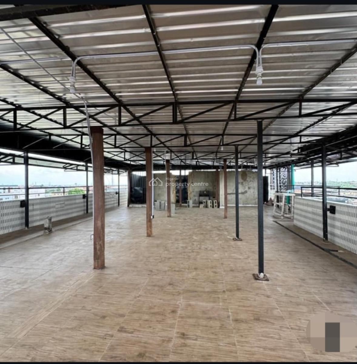 Luxuriously Built 3 Bedroom Apartment, Yaba, Lagos, Block of Flats for Sale
