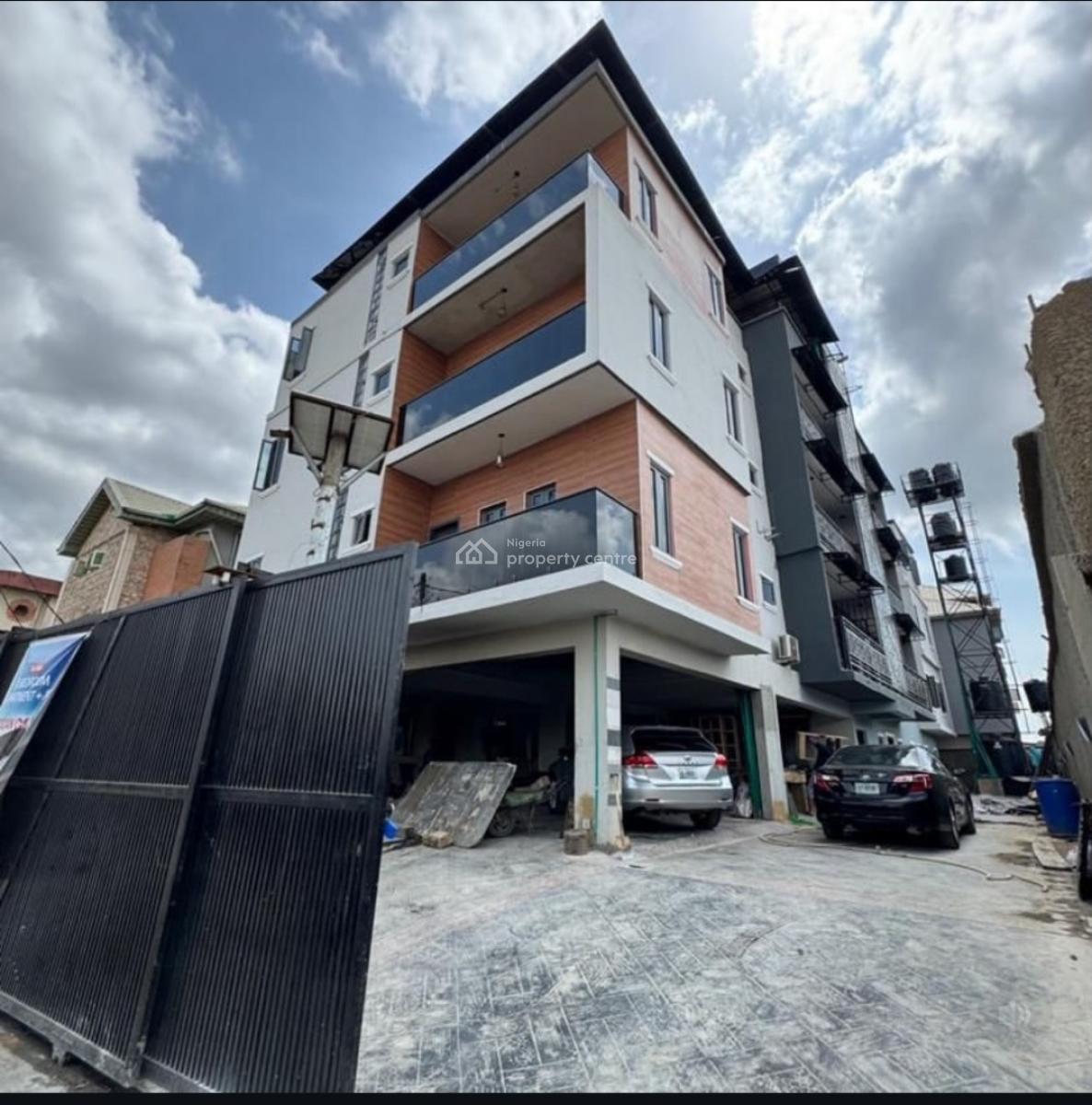 Luxuriously Built 3 Bedroom Apartment, Yaba, Lagos, Block of Flats for Sale