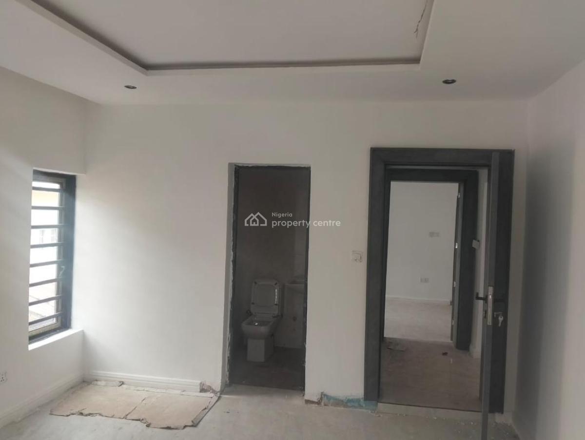 Newly Renovated 2 Bedroom Flat, Zone 6, Wuse, Abuja, Flat / Apartment for Rent