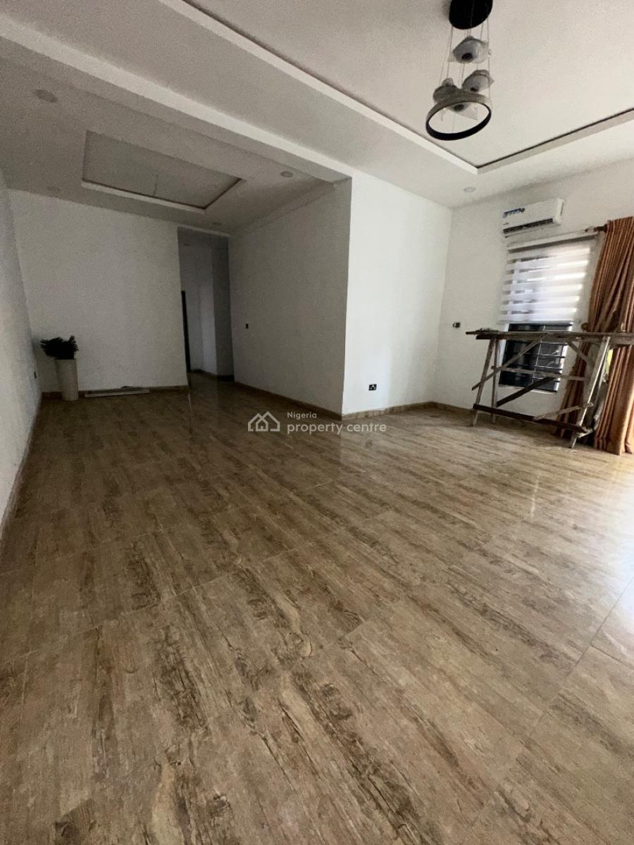 Specious 2bedroom Flat, Salem Ikate Lekki, Lekki, Lagos, Flat / Apartment for Rent