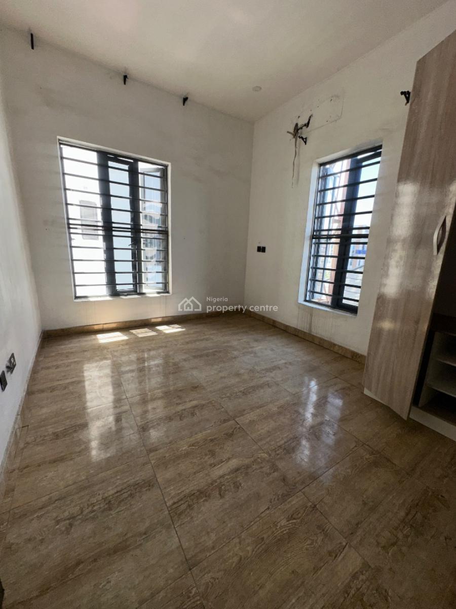 Specious 2bedroom Flat, Salem Ikate Lekki, Lekki, Lagos, Flat / Apartment for Rent