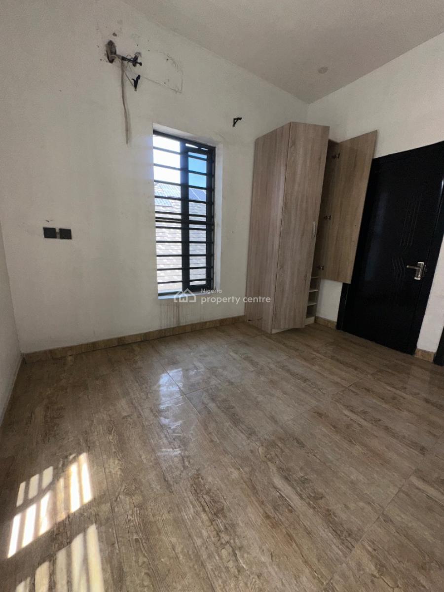 Specious 2bedroom Flat, Salem Ikate Lekki, Lekki, Lagos, Flat / Apartment for Rent