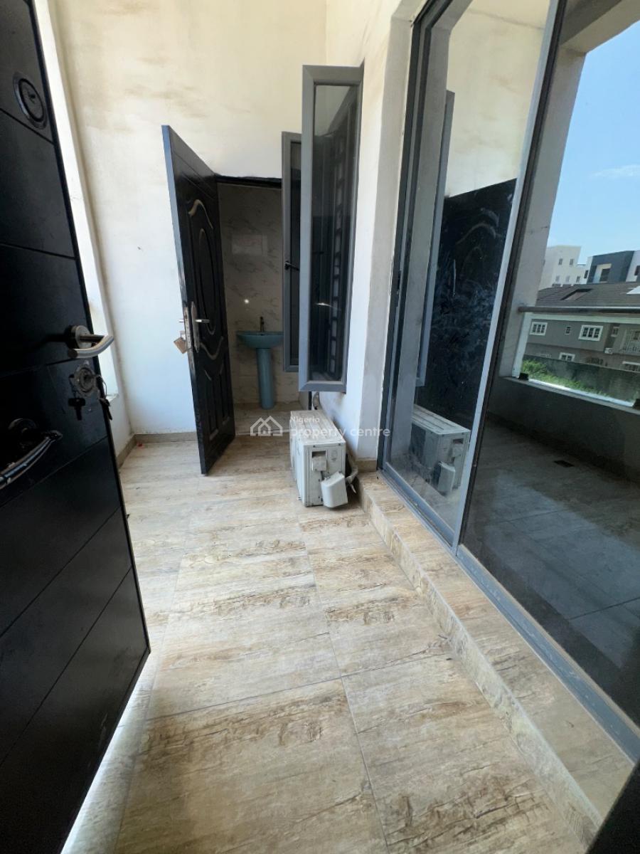 Specious 2bedroom Flat, Salem Ikate Lekki, Lekki, Lagos, Flat / Apartment for Rent