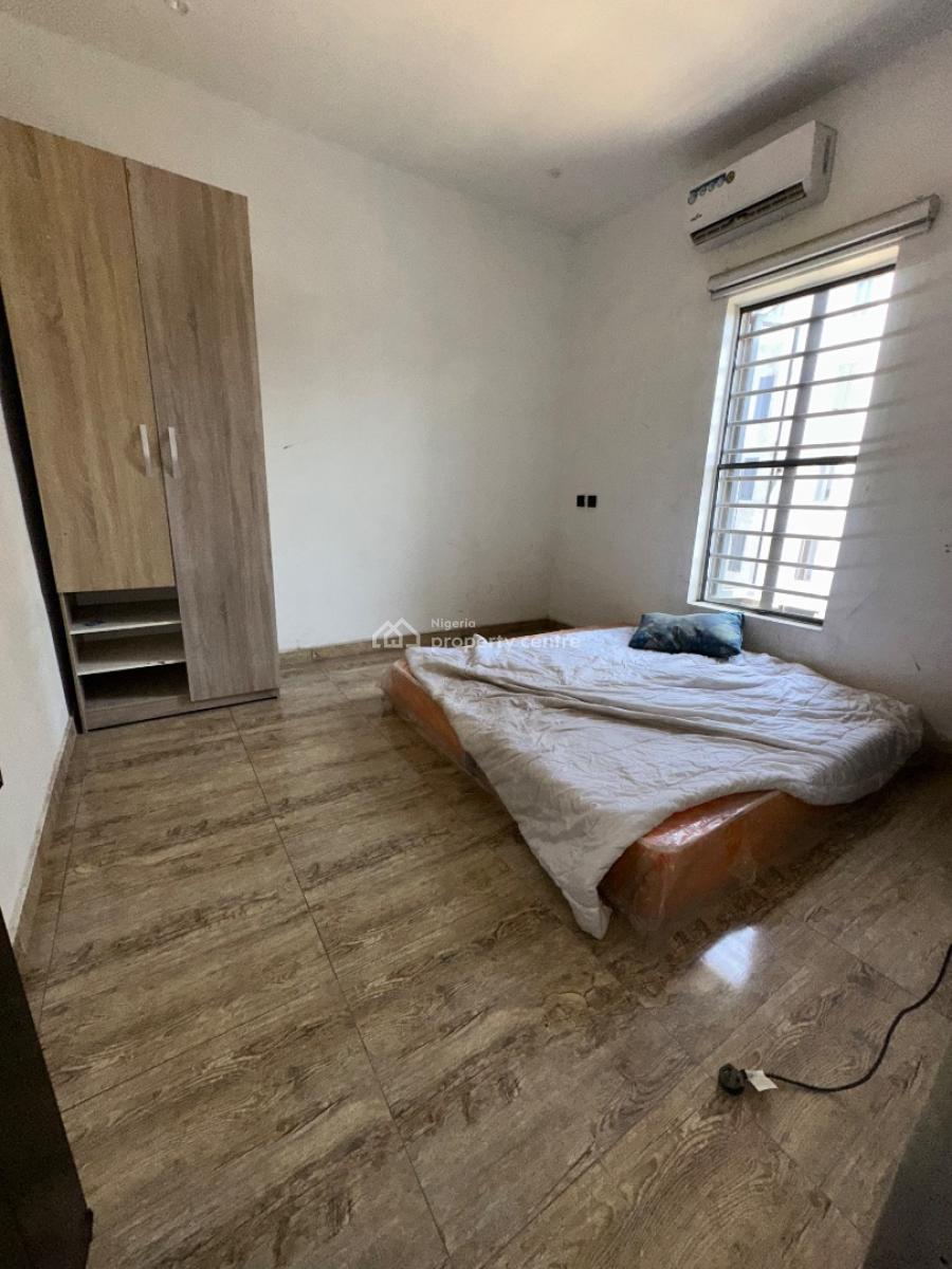 Specious 2bedroom Flat, Salem Ikate Lekki, Lekki, Lagos, Flat / Apartment for Rent