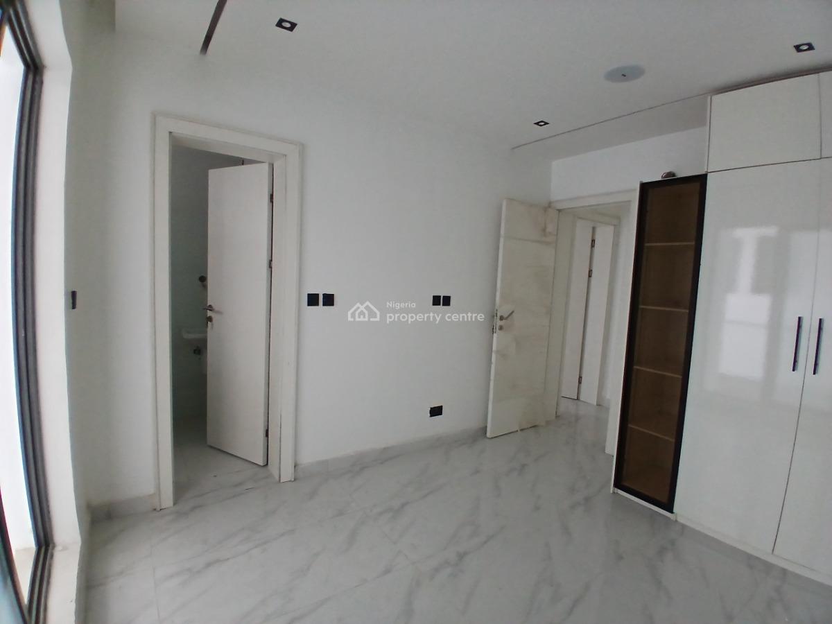 Exquisitely Finished 3 Bedroom Apartment with Pool, Gym and Elevator, Lekki, Lekki Phase 1, Lekki, Lagos, Flat / Apartment for Sale