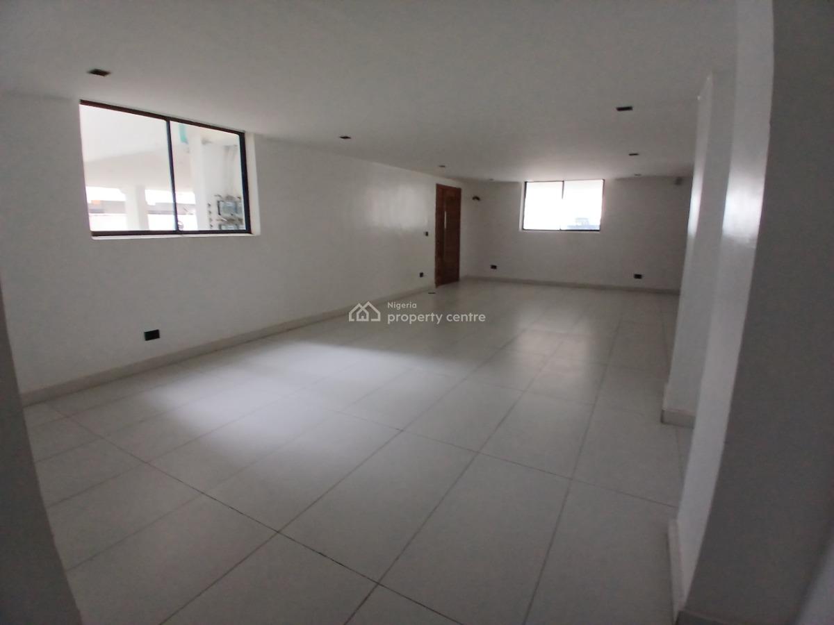 Exquisitely Finished 3 Bedroom Apartment with Pool, Gym and Elevator, Lekki, Lekki Phase 1, Lekki, Lagos, Flat / Apartment for Sale