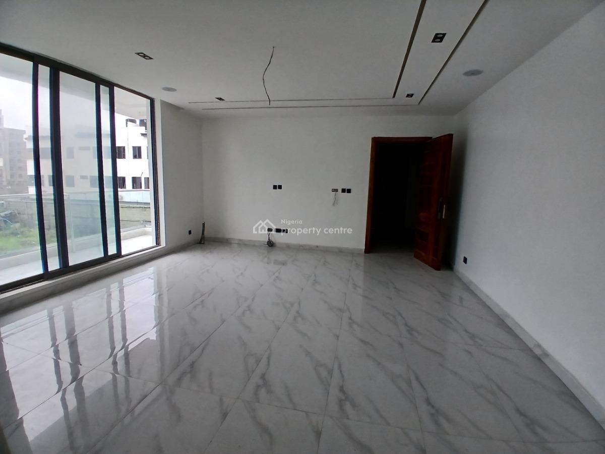 Exquisitely Finished 3 Bedroom Apartment with Pool, Gym and Elevator, Lekki, Lekki Phase 1, Lekki, Lagos, Flat / Apartment for Sale
